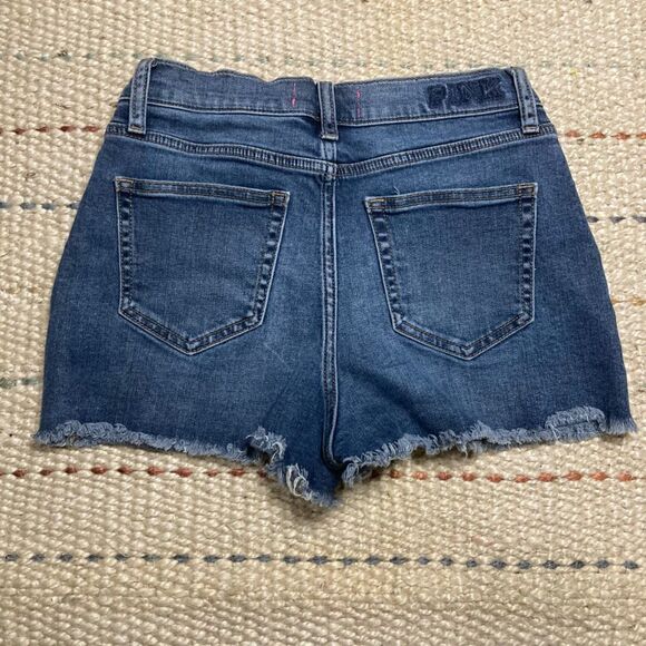 Pink Victoria’s Secret, Medium Blue Wash Cut Off Light Distressed Shorts Women 4 - Picture 9 of 9
